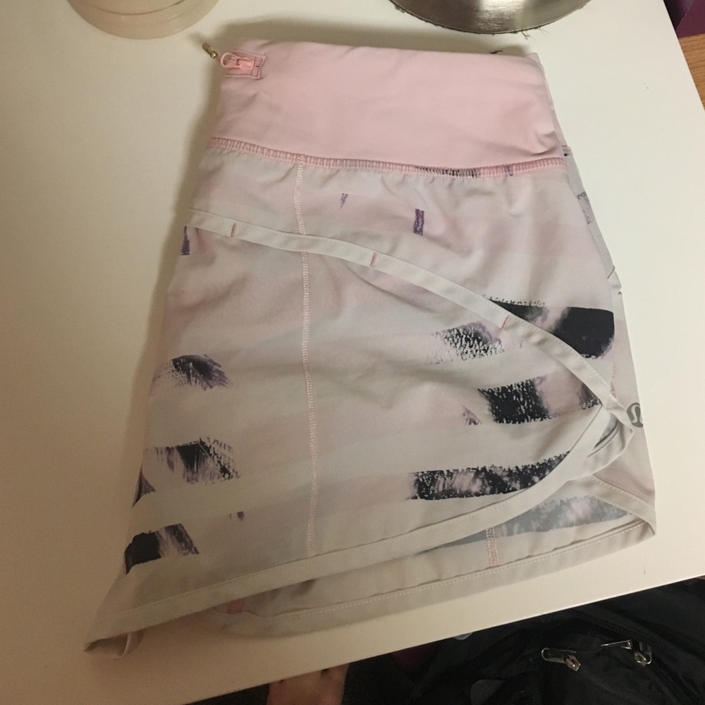 Lululemon speed short size 6